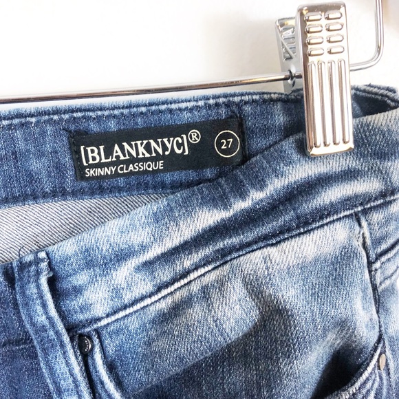 BLANK NYC Skinny Classique Embroidered Floral Jean 27 - Picture 3 of 8